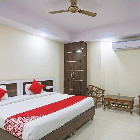 Hotel Rampal Palace New Delhi Extérieur photo