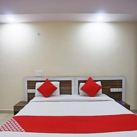 Hotel Rampal Palace New Delhi Extérieur photo